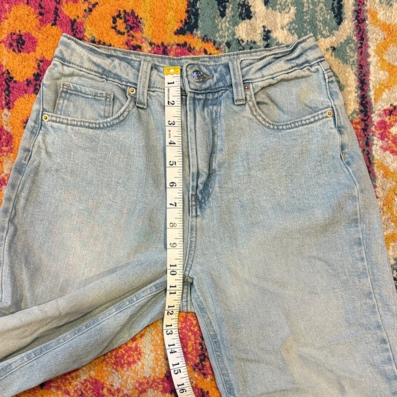 Wild Fable Light Blue Ripped Boyfriend Jeans - Picture 3 of 10